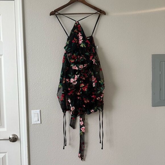 Tularosa Revolve Black Floral Embroidered Cali Mini Dress size Small - Picture 8 of 15